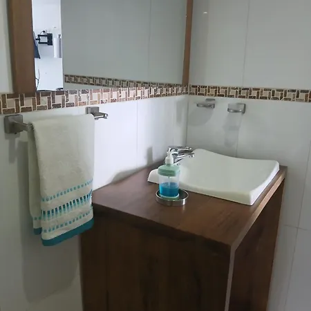 Apartamento Linda 204 *